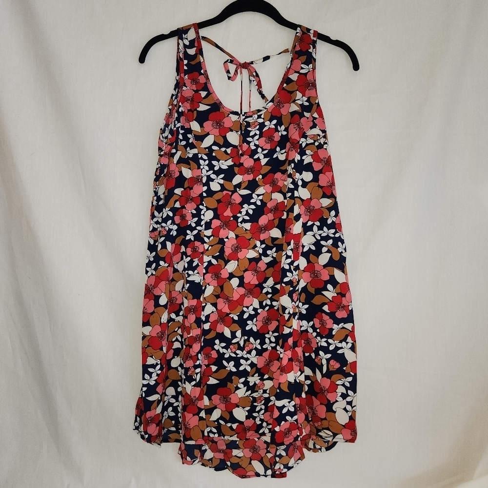 Hayden Floral Halter Dress Womens Size M. Navy Background. NWT